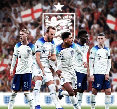 英格兰队球员奋力冲刺，夺得关键胜利