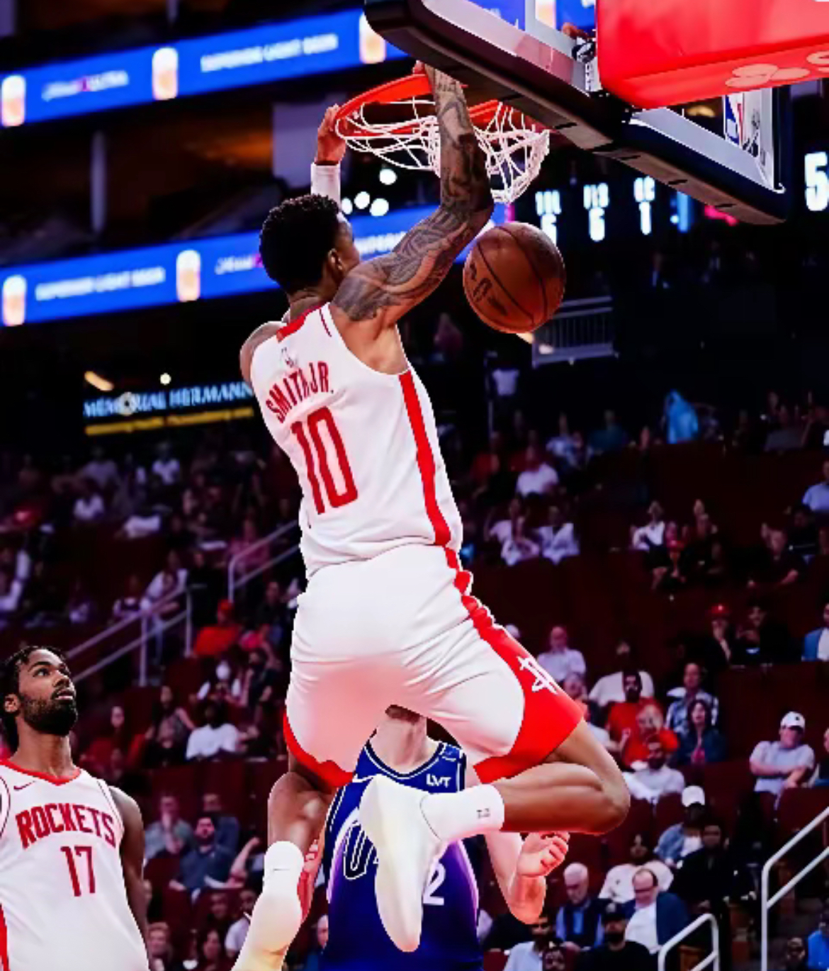 火箭与篮网激战，分差仅一球，胜负悬念