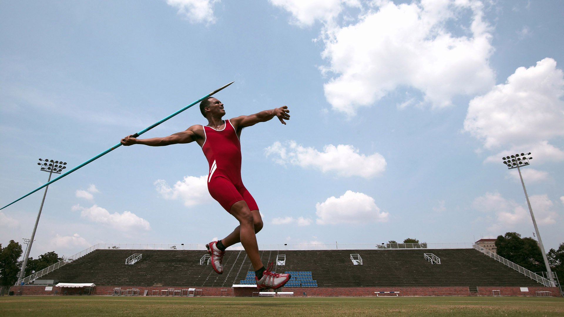 奥运周期关键战焦点战，国王斩落尼克斯背后的战略启示
